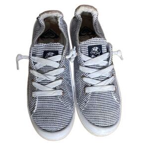 Roxy Surf Blue & White Striped Low Top Nautical Sneakers (Size: 7.5 RUNS SMALL)